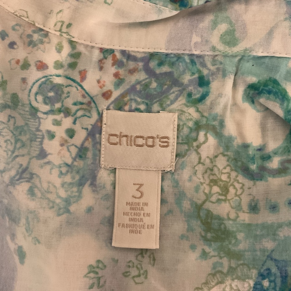 Chico's Blue Relaxed Button Down Shirt with Dress Collar And Eyelets Size 3 - Picture 4 of 13